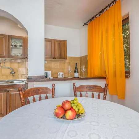 Apartman Amazing In With Kitchen Jurandvor
